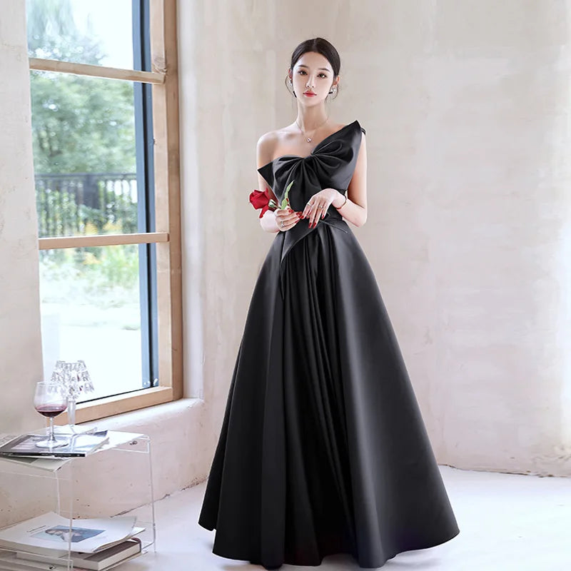 green emerald velvet dress One Shoulder Satin Midi Dress With Three-Quarter Sleeve In Black main image 0