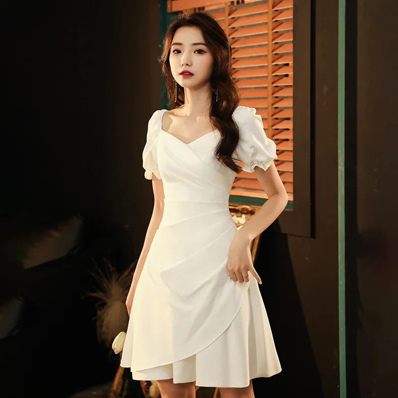 red puff mini dress Strawberry Fields Puffed-Sleeve Mini