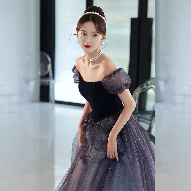 Up shoulder short gown outlet